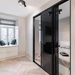 Apartment With Jacuzzi, Old Town