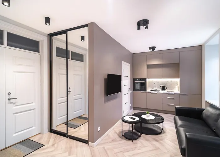 Apartment With Jacuzzi, Old Town